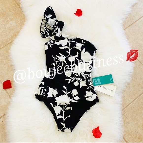 H&M One-Shoulder Swimsuit Bodysuit - Picture 10 of 12